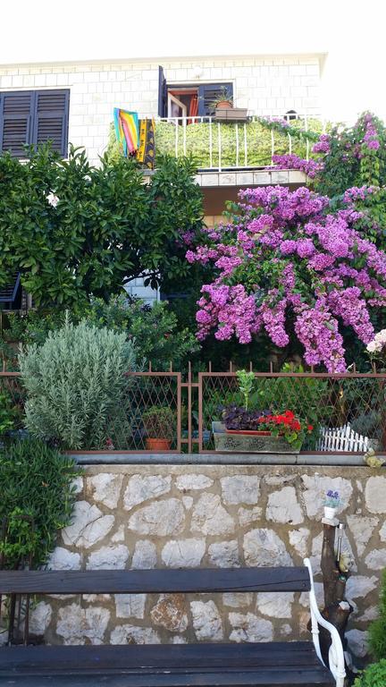 Ivona Guest house