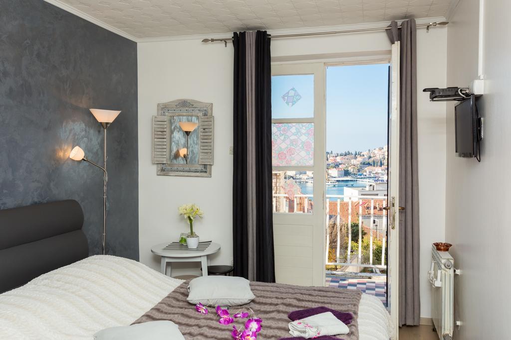 Ivona Guest house 3*