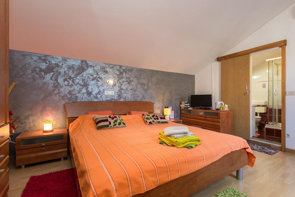 Ivona Guest house 3*